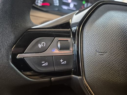 Peugeot 208 1.2 PureTech Active Pack | Airco | Apple Carplay/Android Auto|telefoonintegratie premium | Cruise... ActivLease financial lease