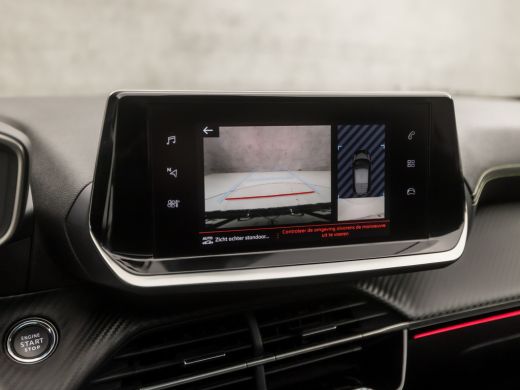 Peugeot 208 1.2 PureTech GT Automaat (PANORAMADAK, APPLE CARPLAY, GROOT NAVI, VIRTUAL COCKPIT, 360 CAMERA, LE... ActivLease financial lease