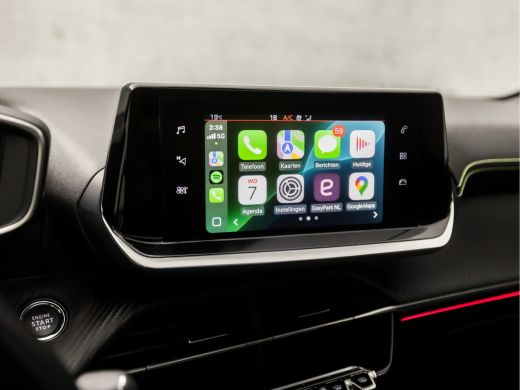 Peugeot 208 1.2 PureTech GT Automaat (PANORAMADAK, APPLE CARPLAY, GROOT NAVI, VIRTUAL COCKPIT, 360 CAMERA, LE... ActivLease financial lease