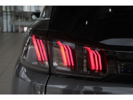 Peugeot 5008 1.2 Turbo 130-PK EAT8 AUTOMAAT GT | 7 PERSOONS | ADAPTIVE CRUISE | STOELVERWARMING | ELEKTRISCHE ... ActivLease financial lease