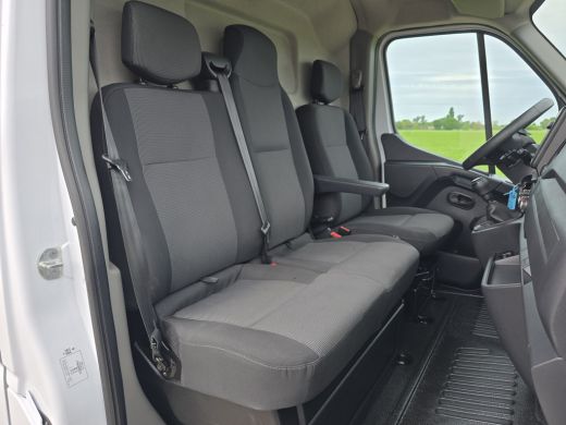 Renault Master T33 2.3 dCi L2 H2 - 135 Pk - Euro 6 - Airco - Cruise Control ActivLease financial lease