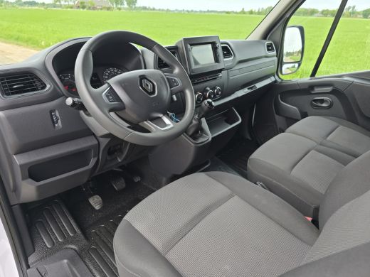 Renault Master T33 2.3 dCi L2 H2 - 135 Pk - Euro 6 - Airco - Cruise Control ActivLease financial lease