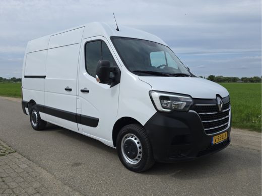 Renault Master T33 2.3 dCi L2 H2 - 135 Pk - Euro 6 - Airco - Cruise Control ActivLease financial lease