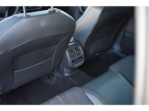 Seat Formentor 1.5 TSI 150PK DSG-7 Performance | NAVI BY APP | CAMERA | STUURVERW. ActivLease financial lease