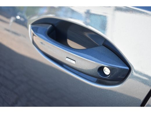 Seat Formentor 1.5 TSI 150PK DSG-7 Performance | NAVI BY APP | CAMERA | STUURVERW. ActivLease financial lease