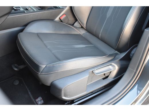 Seat Formentor 1.5 TSI 150PK DSG-7 Performance | NAVI BY APP | CAMERA | STUURVERW. ActivLease financial lease