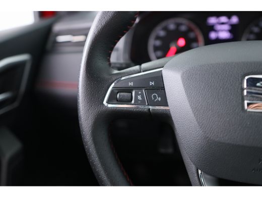 Seat Ibiza 1.0 TSI FR Business Intense | 1e Eigenaar! | Navi | Clima | Camera | Parkeersensoren V+A | Cruise... ActivLease financial lease