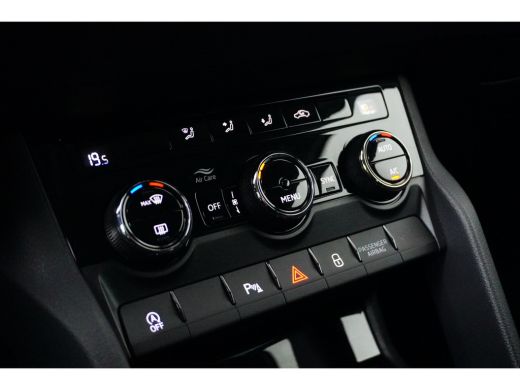 Skoda Karoq 1.5 TSI 150PK DSG-7 Business Edition | NAVI BY APP | CAMERA | CRUISE CONTROL ActivLease financial lease