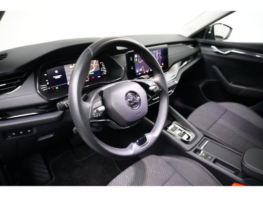 Skoda Octavia Combi 1.0 e-TSI 110PK DSG-7 Ambition | NAVIGATIE | STOELVERW. | ADAPT. CRUISE ActivLease financial lease