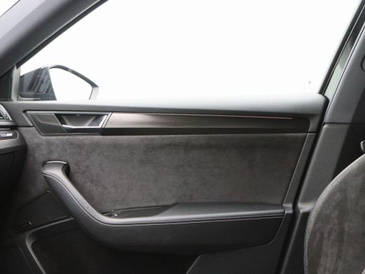 Skoda Superb Combi 1.4 TSi 218 Pk Automaat iV Sportline Business | Adaptive Cruise | CarPlay | Navigatie | Blu... ActivLease financial lease
