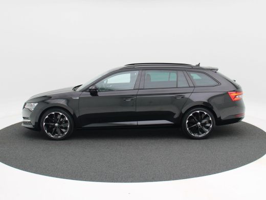 Skoda Superb Combi 1.4 TSi 218 Pk Automaat iV Sportline Business | Adaptive Cruise | CarPlay | Navigatie | Blu... ActivLease financial lease