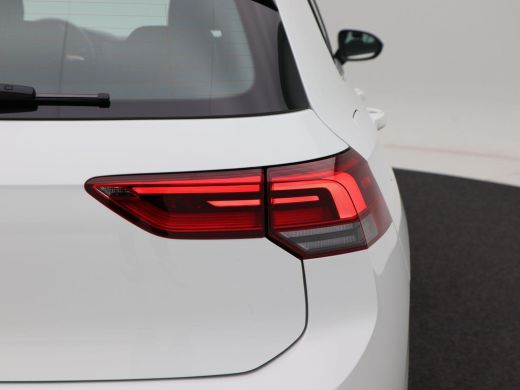 Volkswagen Golf 1.0 TSi Life | 16 Inch | Cruise Control | Climate Control | Carplay | 38.995 Km!! ActivLease financial lease
