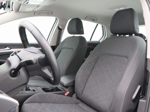 Volkswagen Golf 1.0 TSi Life | 16 Inch | Cruise Control | Climate Control | Carplay | 38.995 Km!! ActivLease financial lease