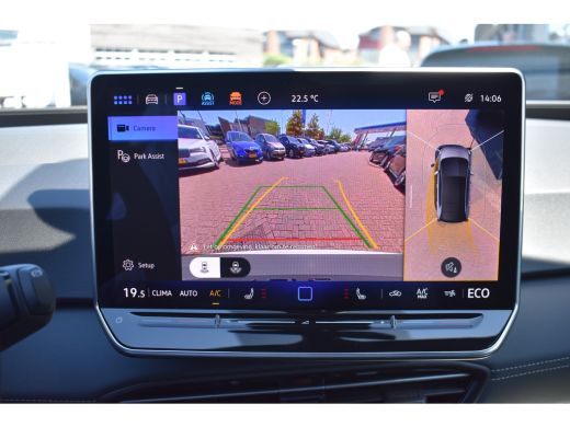 Volkswagen ID.3 Pro Business Inclusief €2000,- inruilvoordeel | BLACK PACK | STOEL + STUURVERW. | CAMERA ActivLease financial lease