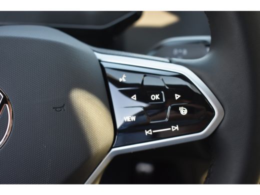 Volkswagen ID.3 Pro Business Inclusief €2000,- inruilvoordeel | BLACK PACK | STOEL + STUURVERW. | CAMERA ActivLease financial lease