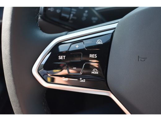 Volkswagen ID.7 Pro Business | TREKHAAK | BLACK PACK | IQ LIGHT | NAVIGATIE | AUTOMATISCHE STOELEN | SFEERVERLICH... ActivLease financial lease