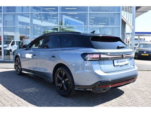 Volkswagen ID.7 Pro Business | TREKHAAK | BLACK PACK | IQ LIGHT | NAVIGATIE | AUTOMATISCHE STOELEN | SFEERVERLICH... ActivLease financial lease