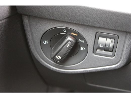 Volkswagen Taigo Life Edition | CAMERA | PARKEERSENSOREN | AIRCO | ADAPT. CRUISE ActivLease financial lease