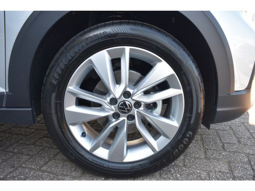 Volkswagen Taigo Life Edition | CAMERA | PARKEERSENSOREN | AIRCO | ADAPT. CRUISE ActivLease financial lease