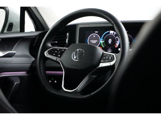Volkswagen Tiguan 1.5 eHybrid DSG-6 204PK Life Edition | TREKHAAK | AUTO A. KLEP | STUUR + STOELVERW. ActivLease financial lease