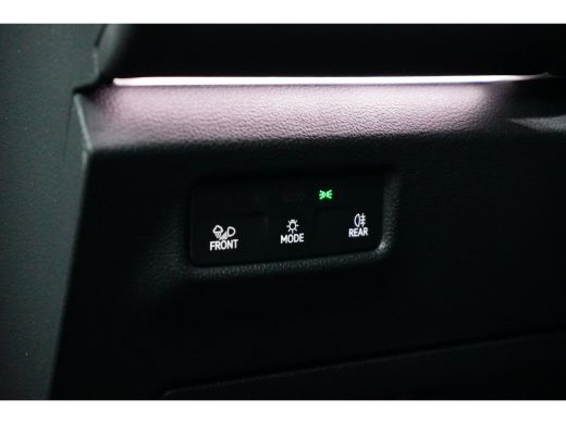 Volkswagen Tiguan 1.5 eHybrid DSG-6 204PK Life Edition | TREKHAAK | AUTO A. KLEP | STUUR + STOELVERW. ActivLease financial lease