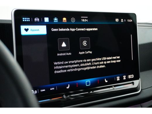 Volkswagen Tiguan 1.5 eHybrid DSG-6 204PK Life Edition | TREKHAAK | AUTO A. KLEP | STUUR + STOELVERW. ActivLease financial lease