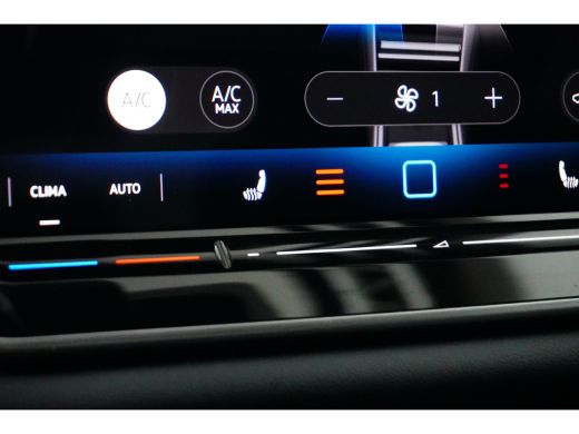 Volkswagen Tiguan 1.5 eHybrid DSG-6 204PK Life Edition | TREKHAAK | AUTO A. KLEP | STUUR + STOELVERW. ActivLease financial lease