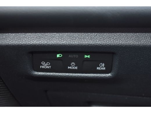 Volkswagen Tiguan Life Edition - eHybrid TREKHAAK | AUTO. A KLEP | STUUR + STOELVERW. | NAVIGATIE ActivLease financial lease