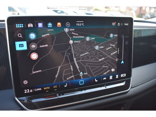 Volkswagen Tiguan Life Edition - eHybrid TREKHAAK | AUTO. A KLEP | STUUR + STOELVERW. | NAVIGATIE ActivLease financial lease