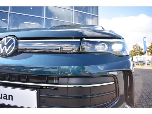 Volkswagen Tiguan Life Edition - eHybrid TREKHAAK | AUTO. A KLEP | STUUR + STOELVERW. | NAVIGATIE ActivLease financial lease