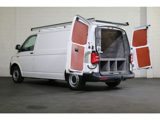 Volkswagen Transporter 2.0 TDI L2 H1 Euro 6 Airco Cruise Trekhaak ActivLease financial lease