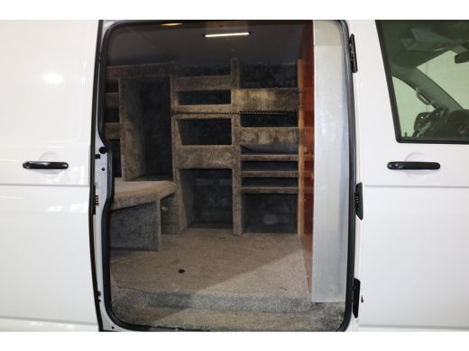 Volkswagen Transporter 2.0 TDI L2 H1 Euro 6 Airco Cruise Trekhaak ActivLease financial lease