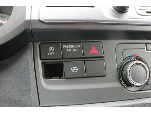 Volkswagen Transporter 2.0 TDI L2 H1 Euro 6 Airco Cruise Trekhaak ActivLease financial lease