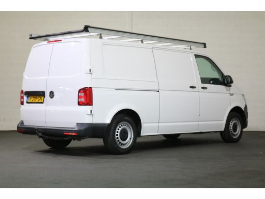 Volkswagen Transporter 2.0 TDI L2 H1 Euro 6 Airco Cruise Trekhaak ActivLease financial lease