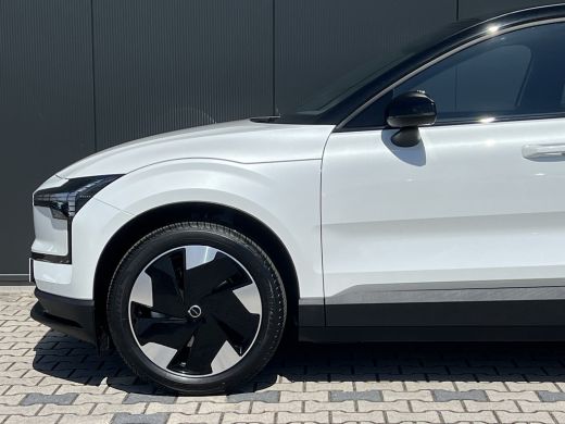 Volvo  EX30 Single Motor Extended Range Plus 69 kWh | Harman/Kardon | Climate Pack | Camera | Trekhaak | Keyl... ActivLease financial lease