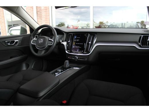 Volvo  V60 2.0 B3 Business Pro | 1e eigenaar | BTW auto | Origineel NL | LED | Camera | Stuurverwarming | 17... ActivLease financial lease