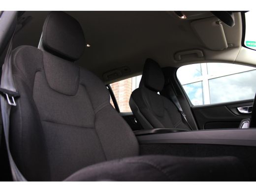 Volvo  V60 2.0 B3 Business Pro | 1e eigenaar | BTW auto | Origineel NL | LED | Camera | Stuurverwarming | 17... ActivLease financial lease