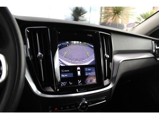 Volvo  V60 2.0 B3 Business Pro | 1e eigenaar | BTW auto | Origineel NL | LED | Camera | Stuurverwarming | 17... ActivLease financial lease