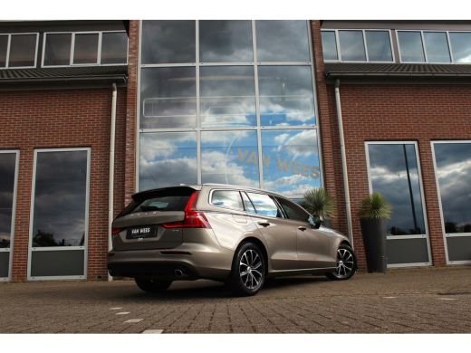 Volvo  V60 2.0 B3 Business Pro | 1e eigenaar | BTW auto | Origineel NL | LED | Camera | Stuurverwarming | 17... ActivLease financial lease