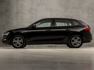 Skoda Scala 1.0 TSI Active Sport (APPLE CARPLAY, AIRCO, STOELVERWARMING, ELEK PAKKET, ARMSTEUN, SPORTSTOELEN,...