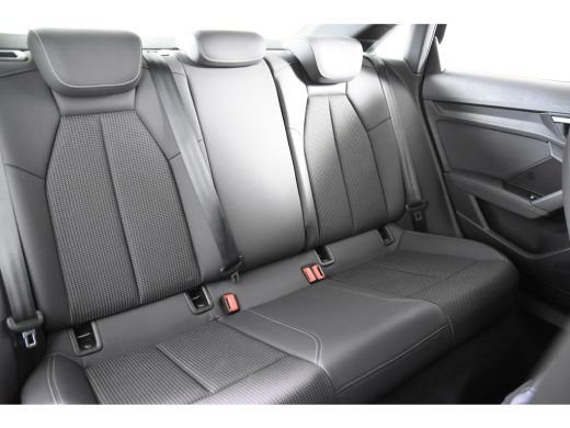 Audi A3 Limousine 30 TFSI S-Line *1ste Eigenaar*Leer*Keyless*DAB* ActivLease financial lease