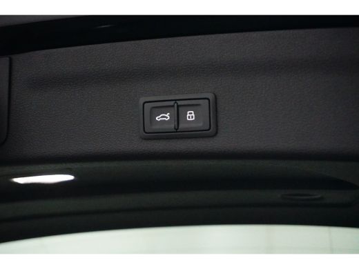 Audi A6 Avant 55 TFSIe 367PK Quattro S edition Competition | PANORAMADAK | TREKHAAK ActivLease financial lease