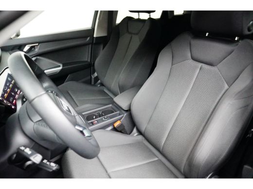 Audi Q3 35 TFSI 150PK S-Tronic Advanced Edition | TREKHAAK | CAMERA | AUTO A. KLEP ActivLease financial lease