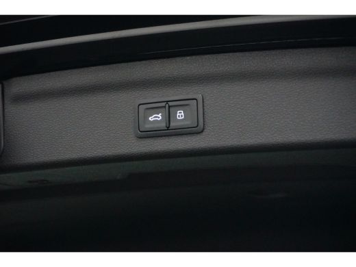 Audi Q3 35 TFSI 150PK S-Tronic Advanced Edition | TREKHAAK | CAMERA | AUTO A. KLEP ActivLease financial lease