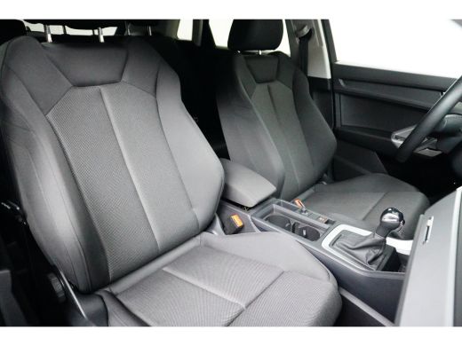 Audi Q3 35 TFSI 150PK S-Tronic Advanced Edition | TREKHAAK | CAMERA | AUTO A. KLEP ActivLease financial lease