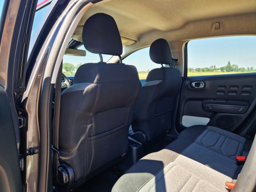 Citroën C3 1.2 PureTech C-Series - 110 Pk - Euro 6 - Navi - AppleCarplay AndroidAuto - Climate Control ActivLease financial lease