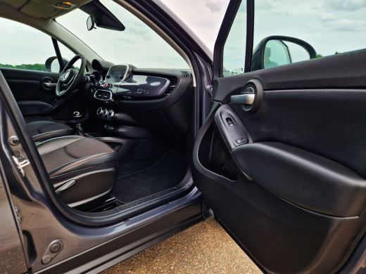 Fiat 500X 1.0 GSE - 120 Pk - Euro 6 - Navi - ParkeerCamera - Climate Control - Cruise Control ActivLease financial lease