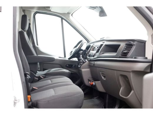 Ford Transit 350 2.0 TDCI 130pk L3H2 Trend Airco/Imperiaal Trekhaak 2800kg 11-2020 ActivLease financial lease