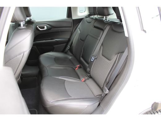 Jeep Compass 1.5T e-Hybrid Altitude / Navigatie / 360 Camera / Stuur -en stoelverwarming / Keyless / Draadloze... ActivLease financial lease