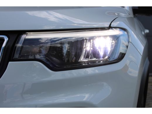 Jeep Compass 1.5T e-Hybrid Altitude / Navigatie / 360 Camera / Stuur -en stoelverwarming / Keyless / Draadloze... ActivLease financial lease